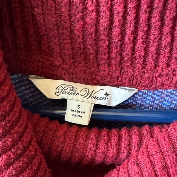 The Pioneer Woman Burgundy Floral Cowl Neck Sweater Small  A048 - Picture 2 of 9